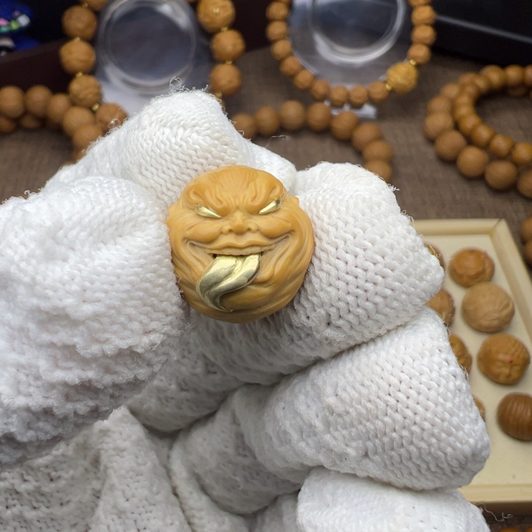 手串猴头核桃舔僧铜镶