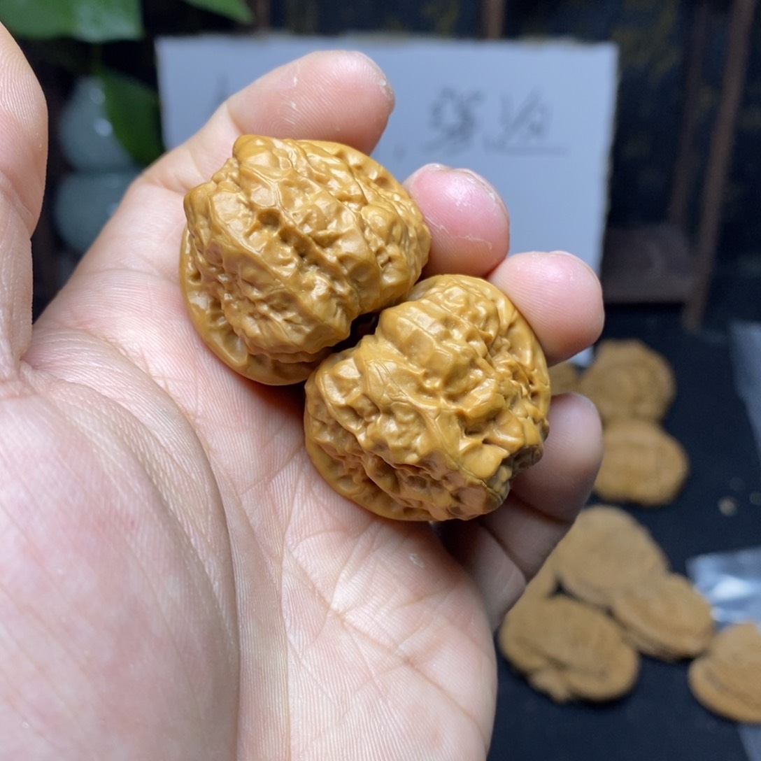 文玩核桃吊坠35蛤蟆头