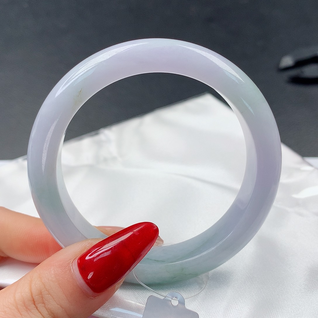 翡翠手镯未镶嵌18正55