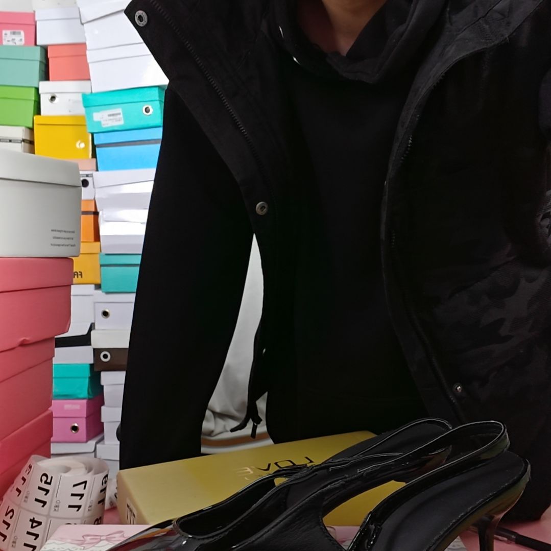 铁头39码瑕疵多便宜