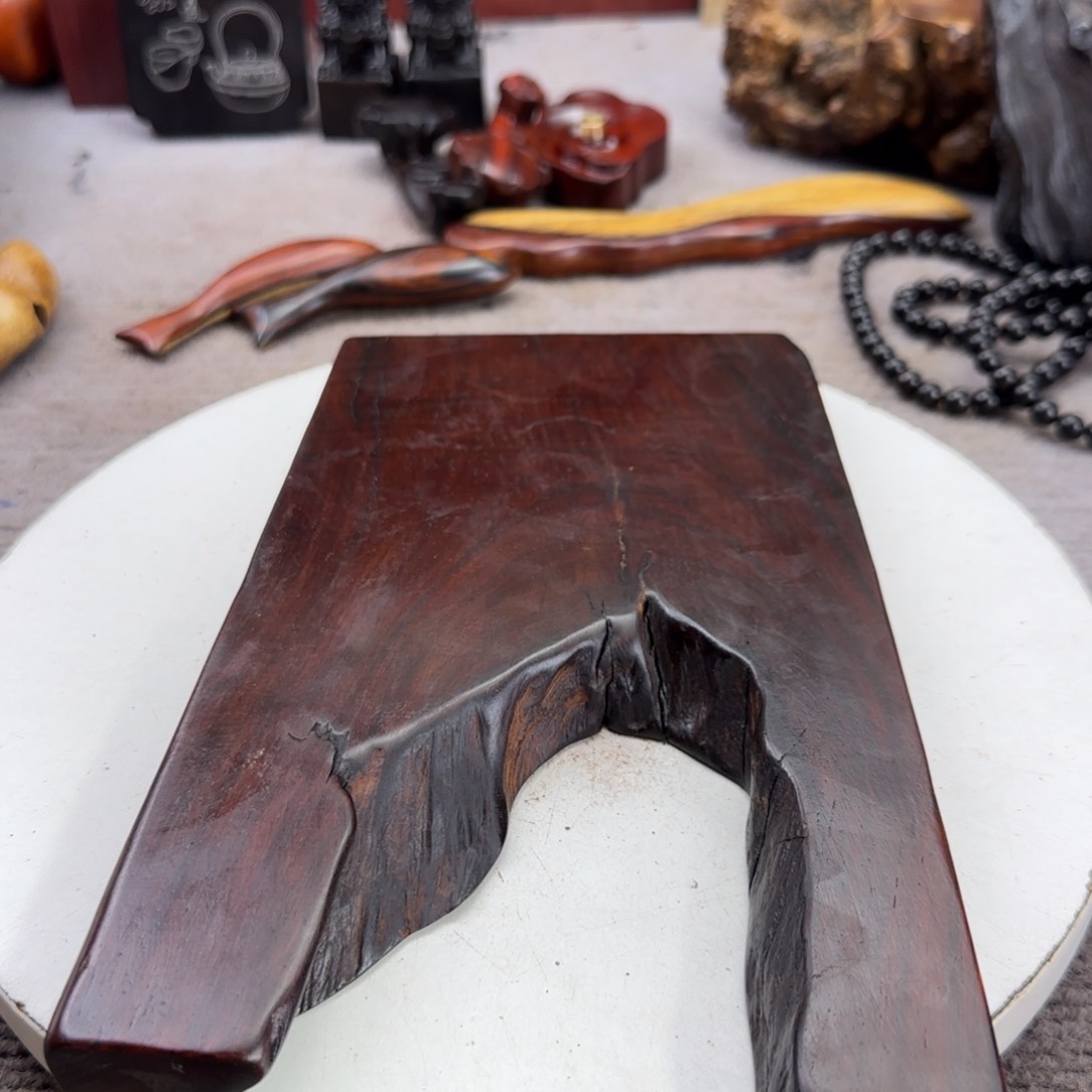 大果紫檀（缅甸花梨）一**雷