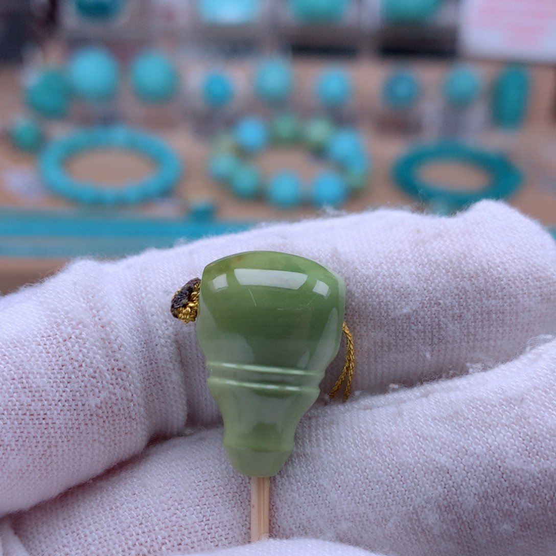 绿松石未镶嵌珠宝奇石13.6mm