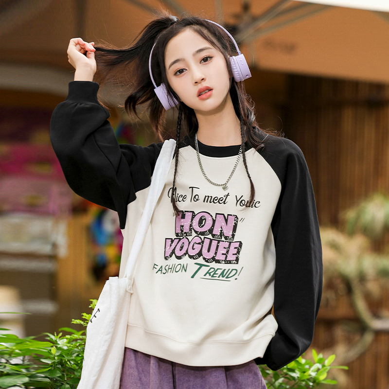 女童卫衣春秋款2025新款儿童洋气长袖秋装女大童圆领拼色时髦上衣