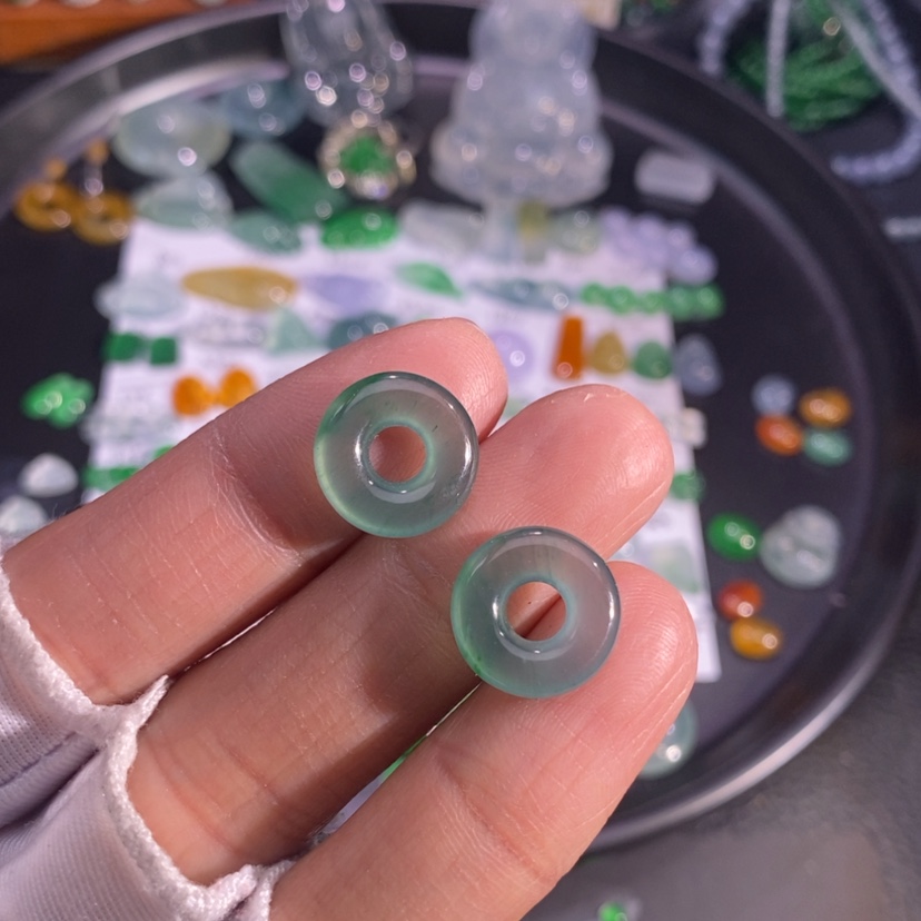 【闪购商品】翡翠挂件未镶嵌圈