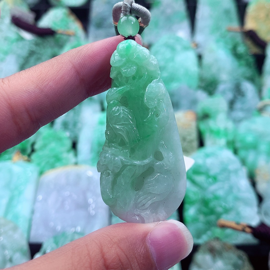 翡翠未镶嵌吊坠(不含链)