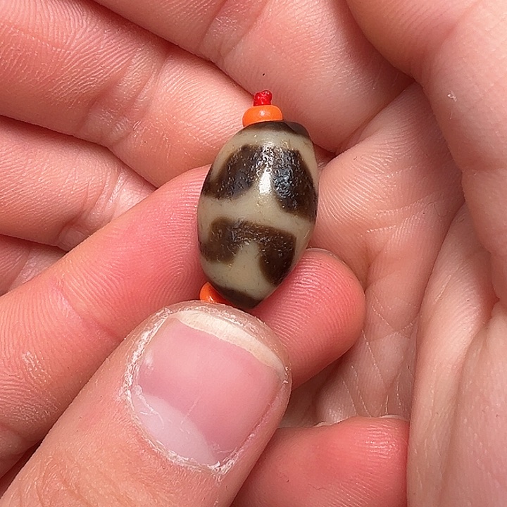 玛瑙/玉髓颈饰未镶嵌老冯