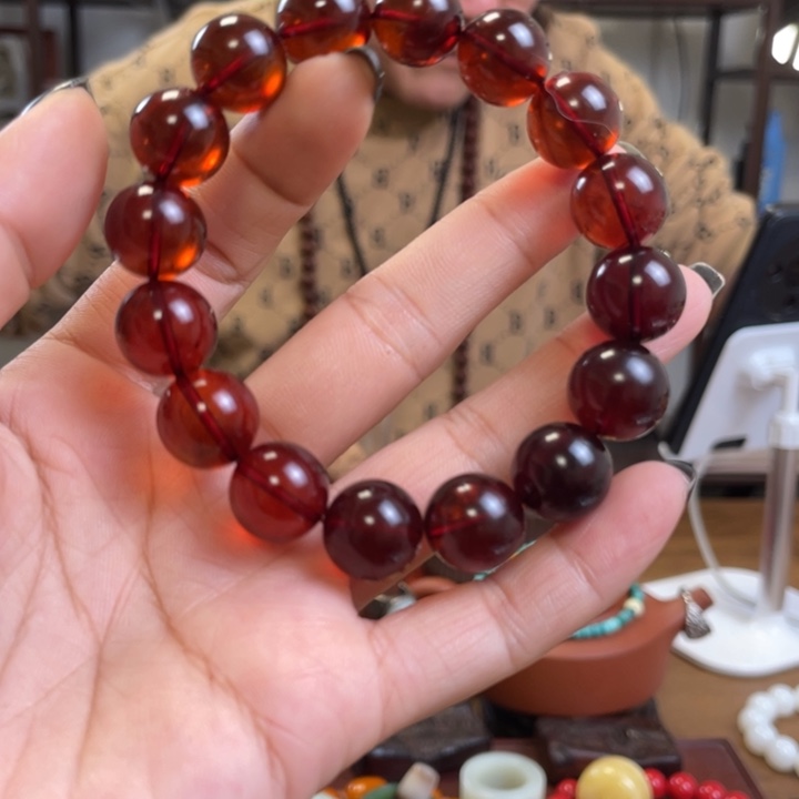 蜜蜡颈饰未镶嵌珀