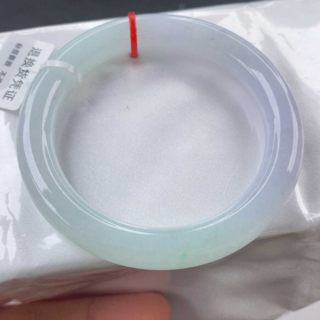 翡翠手镯（圆镯）未镶嵌