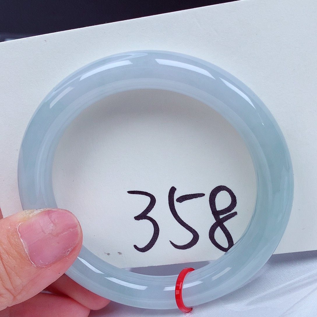 翡翠未镶嵌手镯翡翠