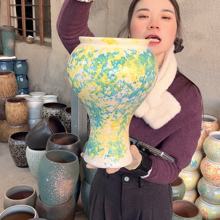 瑕疵口16高29花盆……