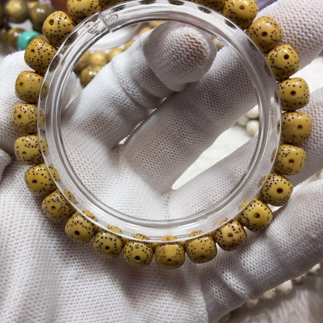 星月菩提手串黄色的串98