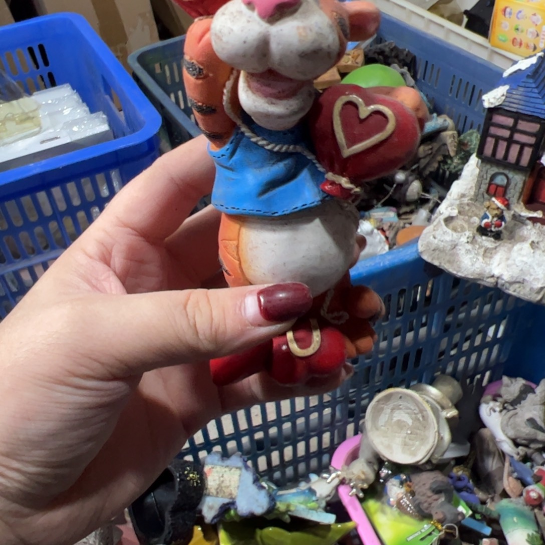 M****陶瓷树脂工艺品摆件