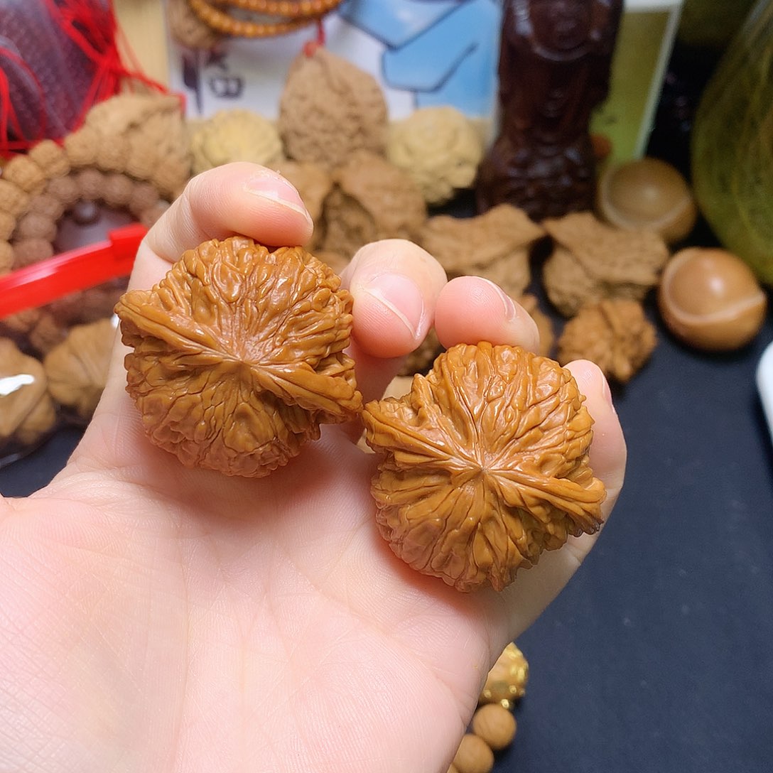 文玩核桃吊坠球磨41