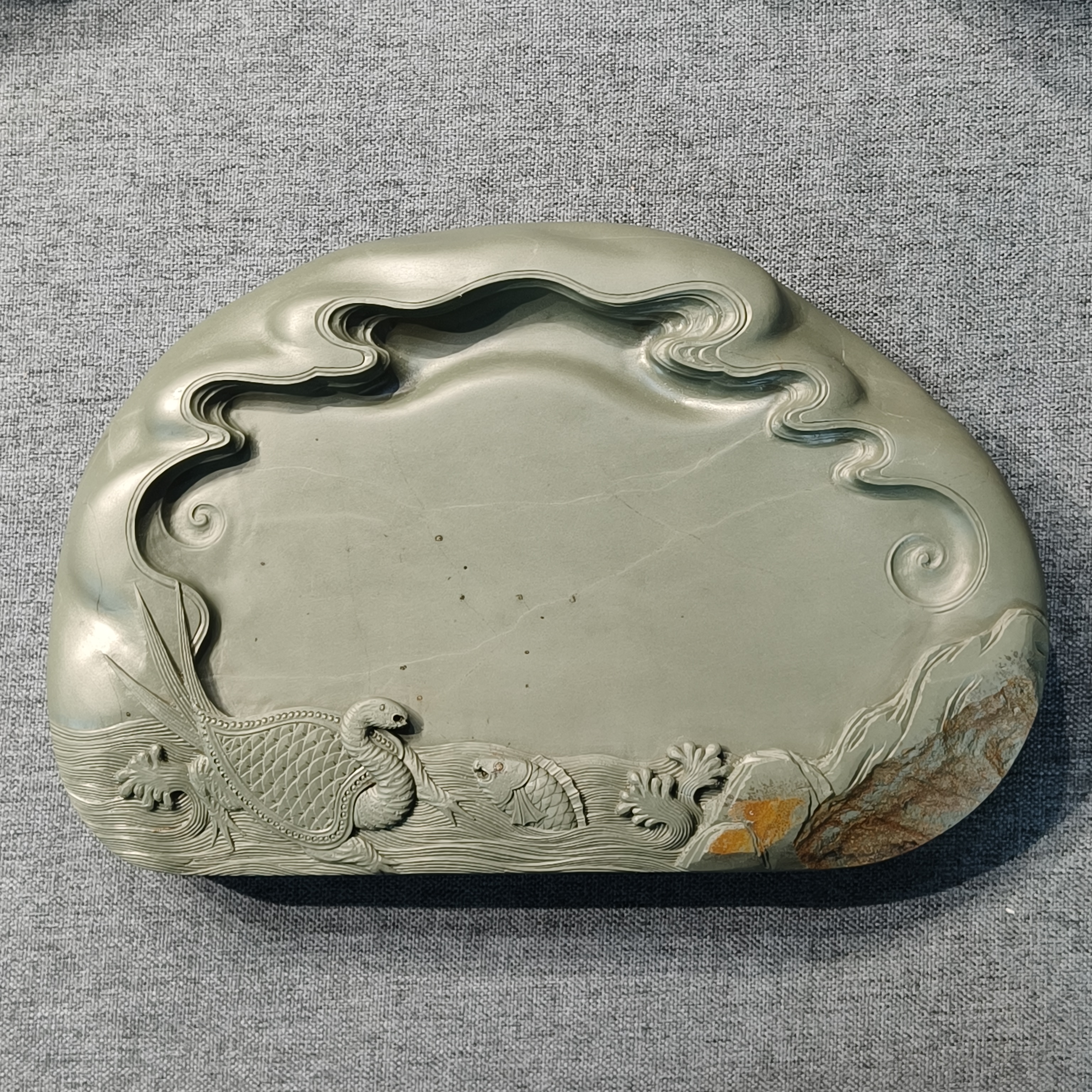 甘肃洮砚，老水泉鱼龟砚，尺寸26*17.2*4.2厘米