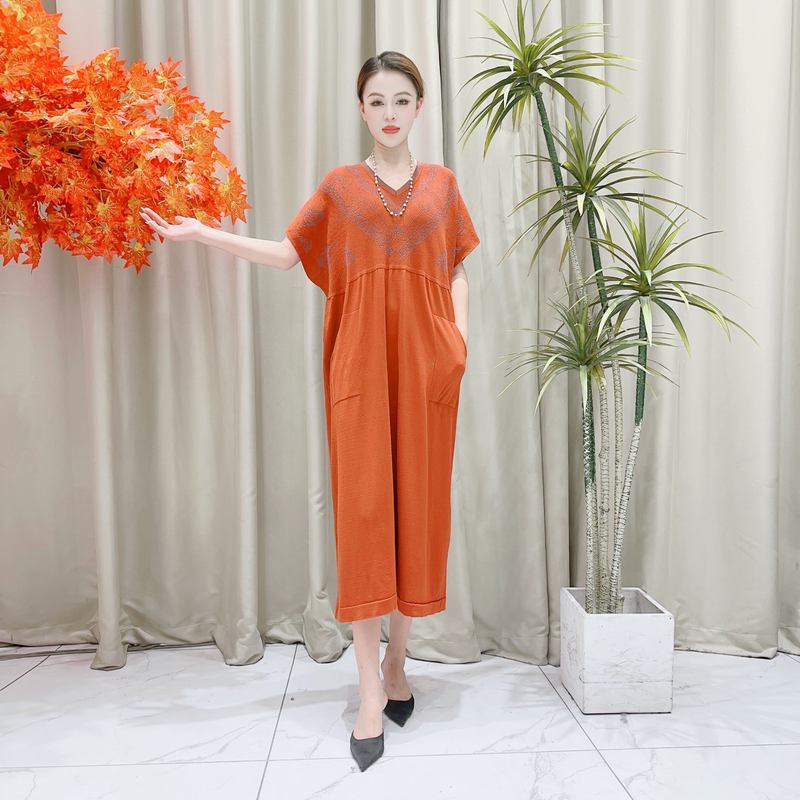 9554艾玛橘织花针织连衣裙显瘦设计师优雅时尚轻奢气质夏季休闲