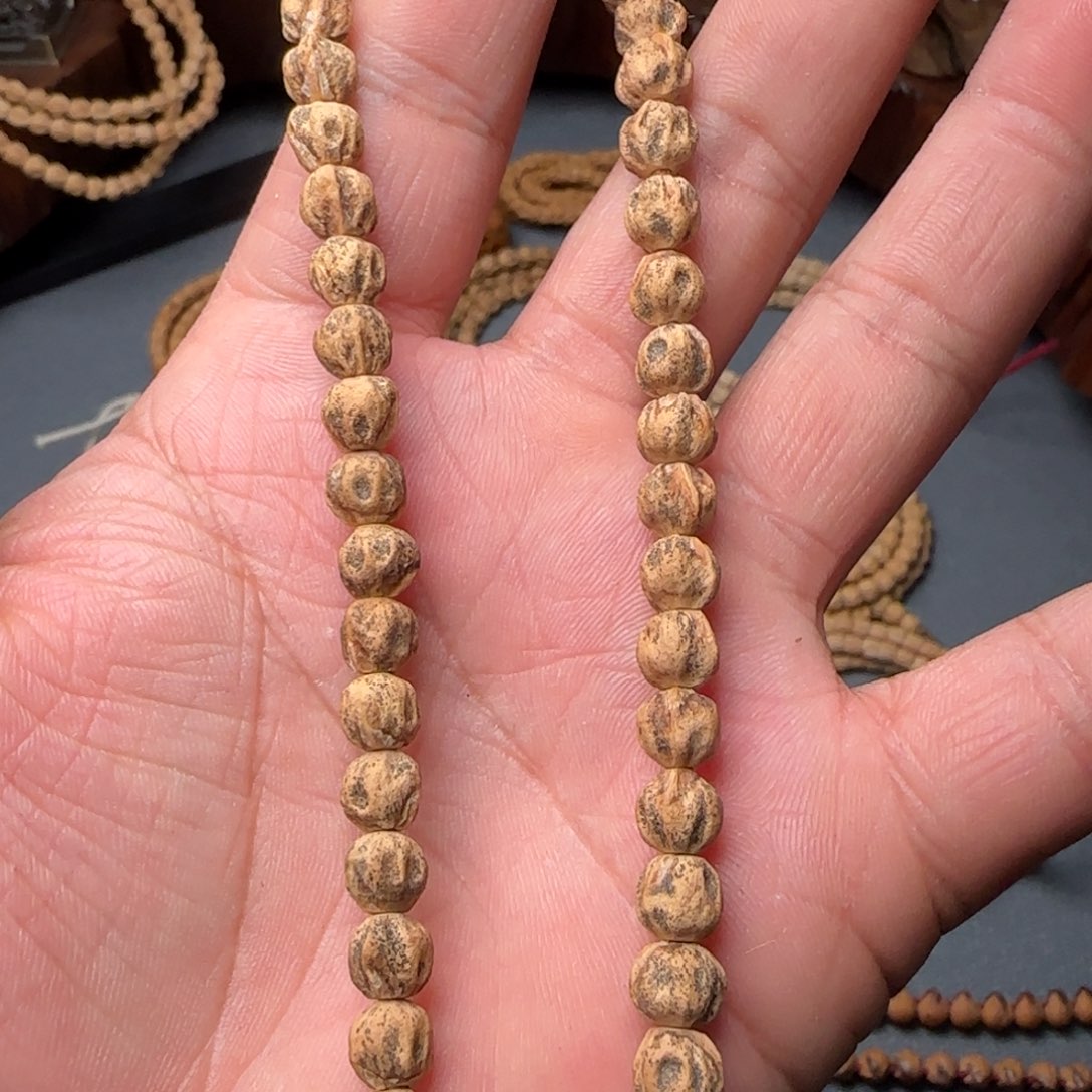 柏香籽/百香籽吊坠小****?