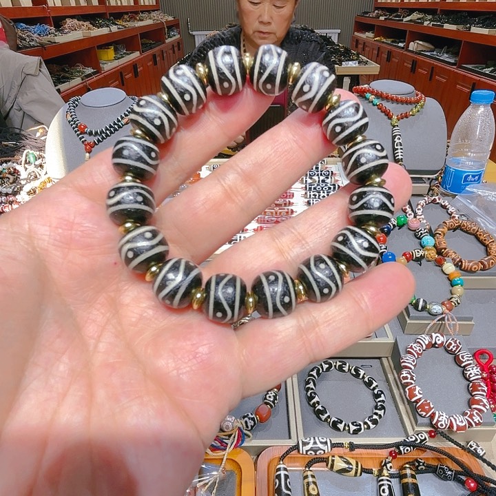 未镶嵌玛瑙/玉髓珠宝奇石