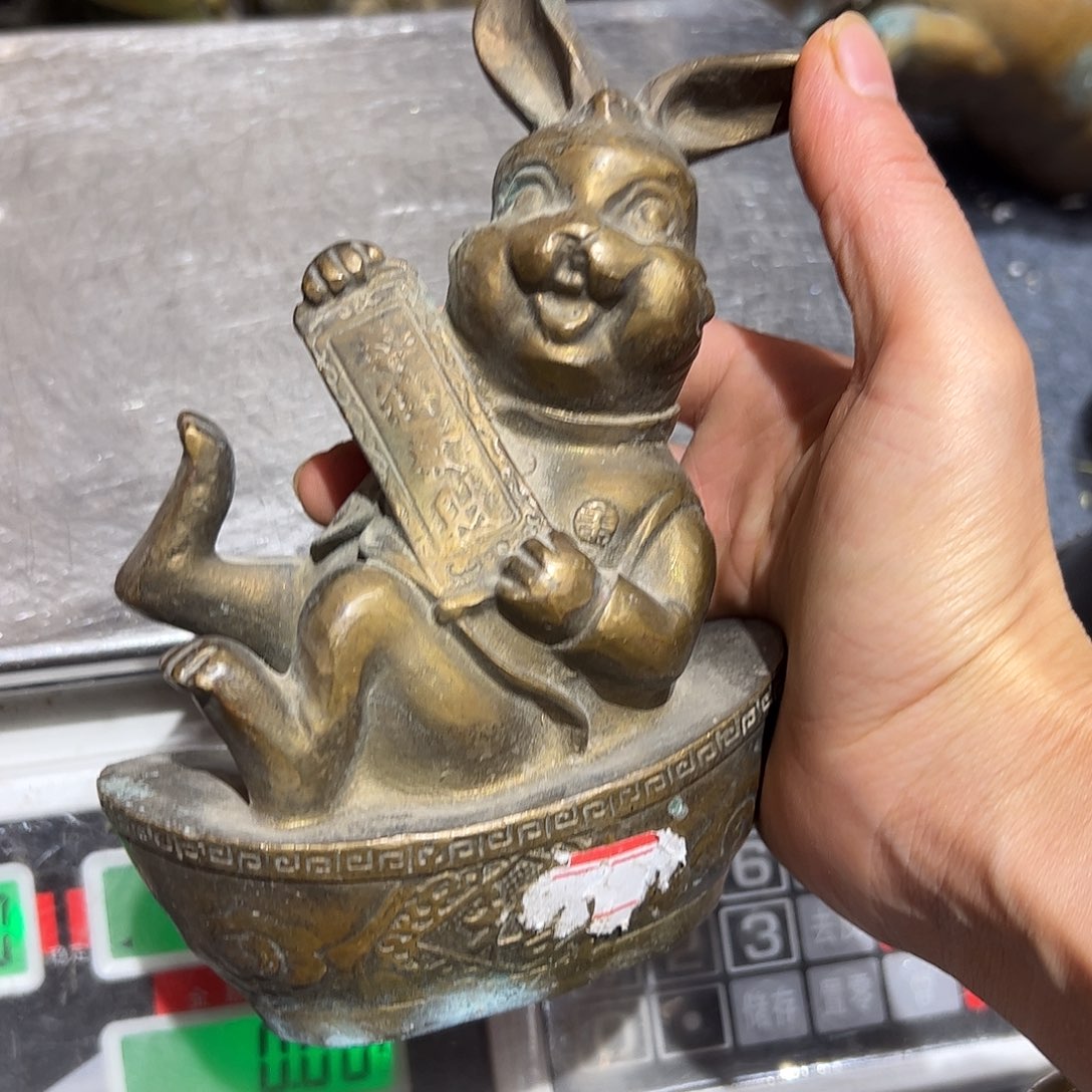 微瑕疵黄铜摆件工艺品