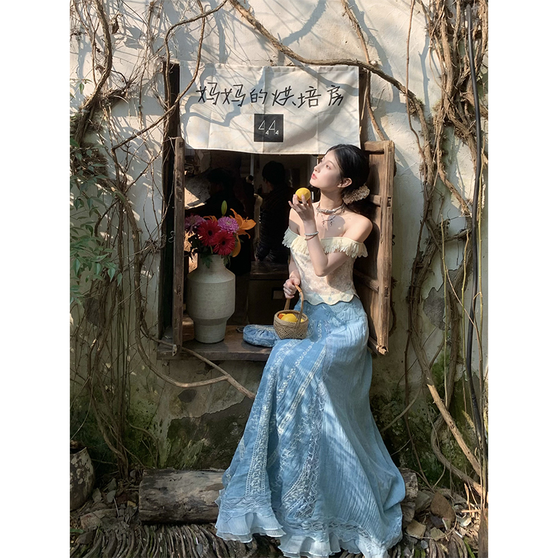 [WALKINDARK]水芝·度假碎花花边一字肩上衣