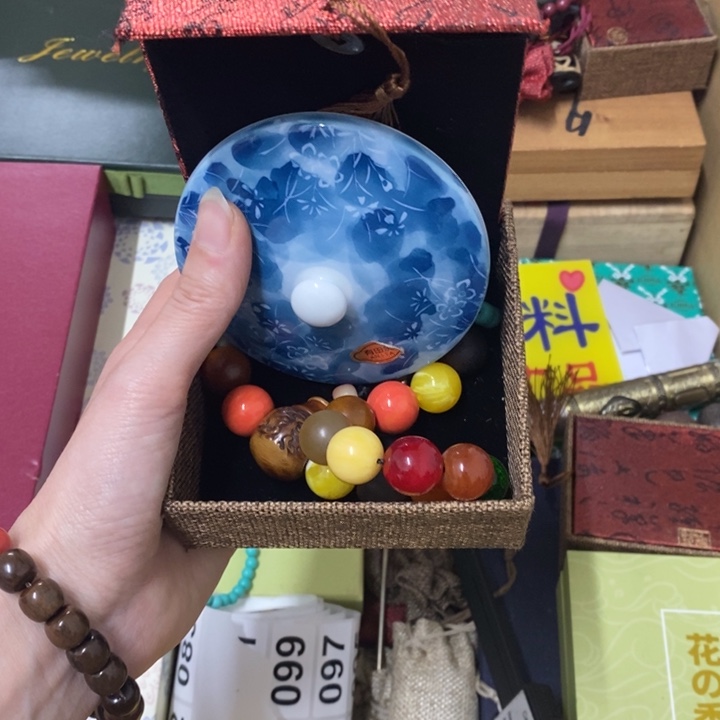 摆件中古工艺品一件