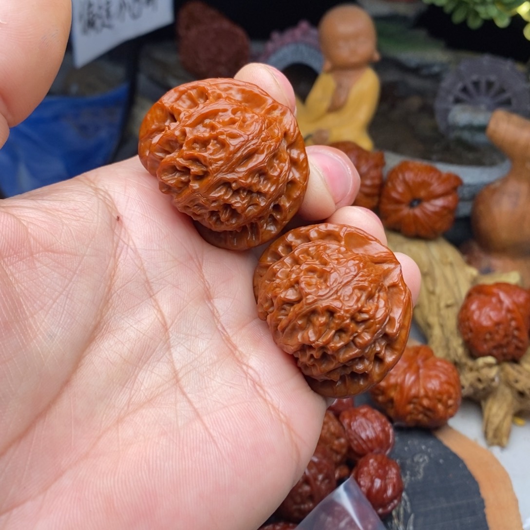 老***料文玩核桃把件宫灯