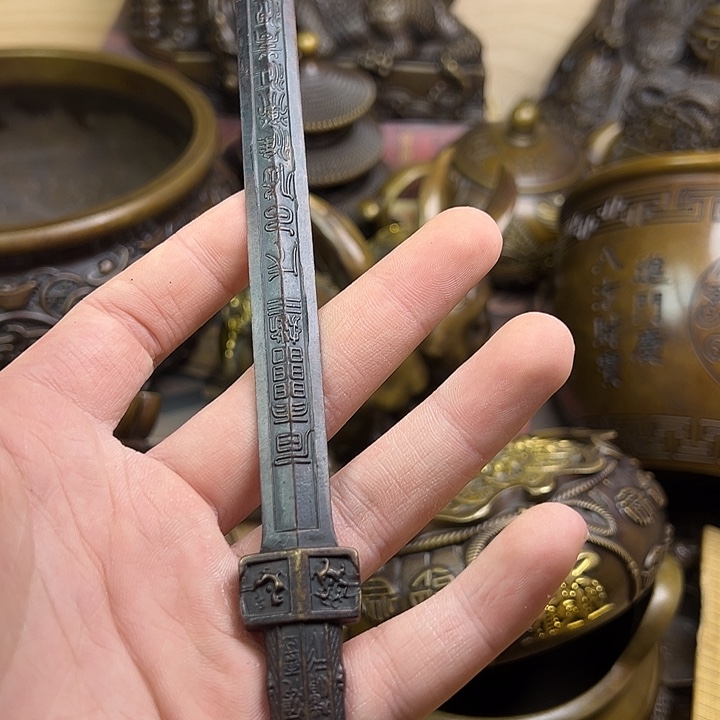 精美铜器，点击下单