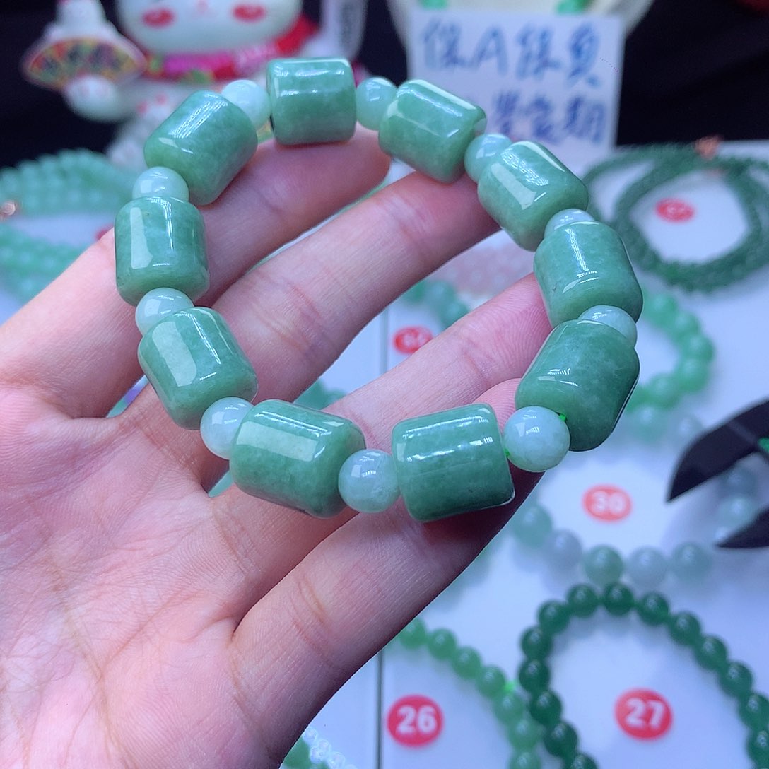 翡翠毛衣链未镶嵌