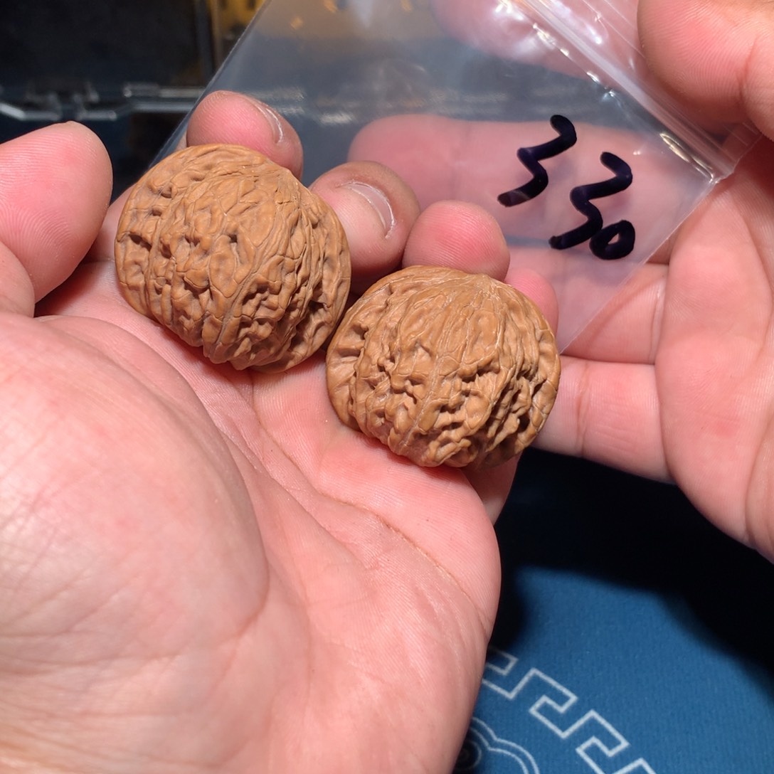 文玩核桃吊坠磨盘 330 