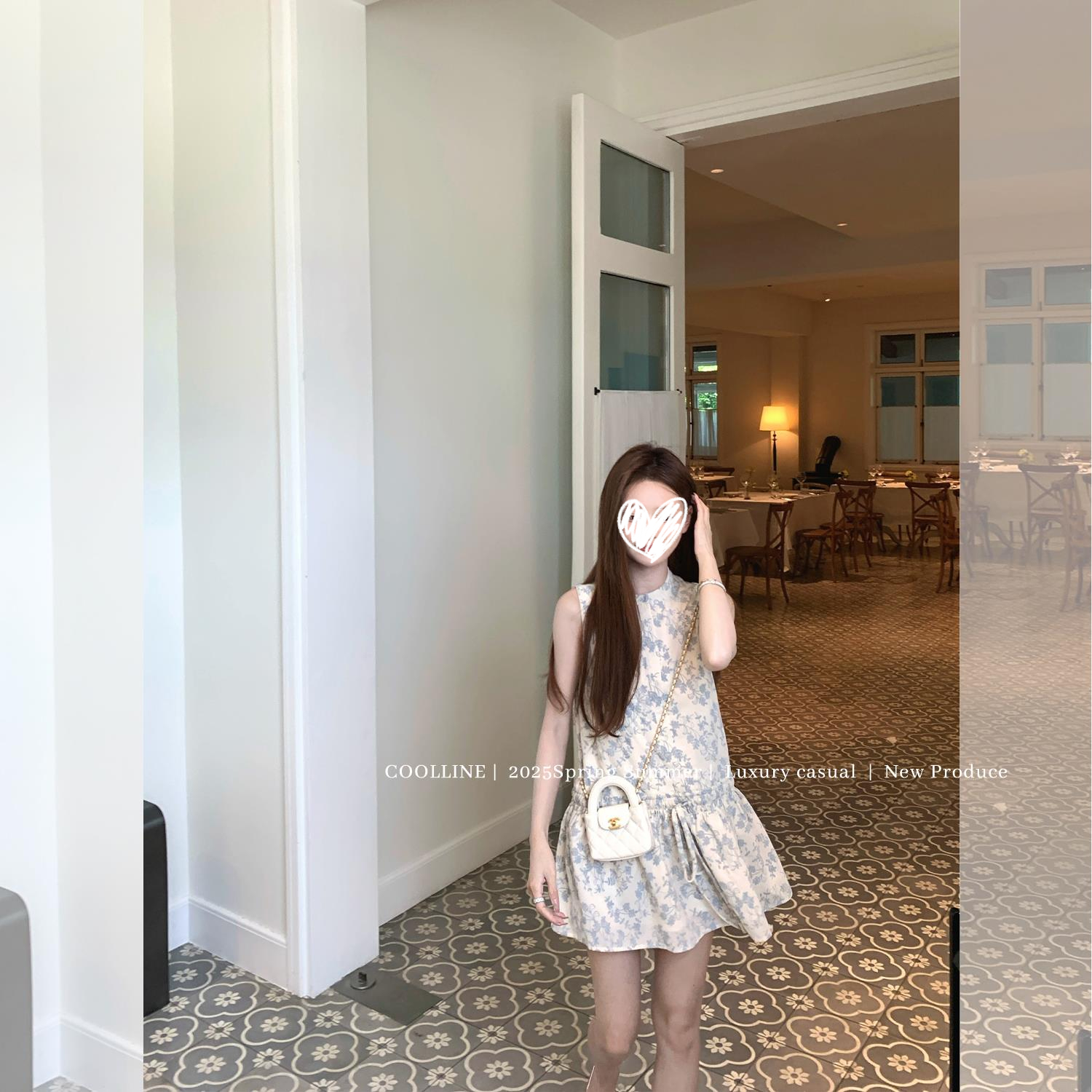 A盈盈夏日青花瓷中式印花清凉设计感圆领休闲减龄A字系带裙连衣裙