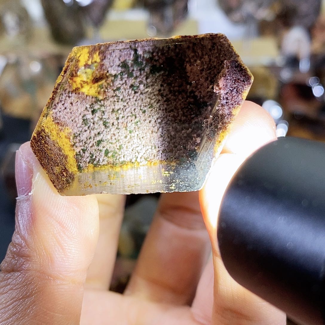 【闪购商品】车挂未镶嵌水晶蓝****0天然水晶原石