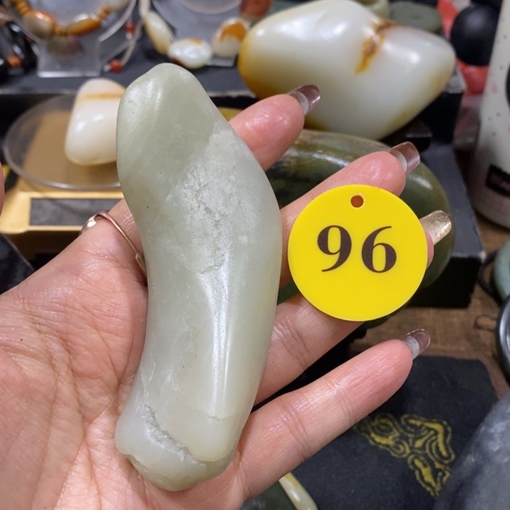 未镶嵌和田玉（糖玉）挂件