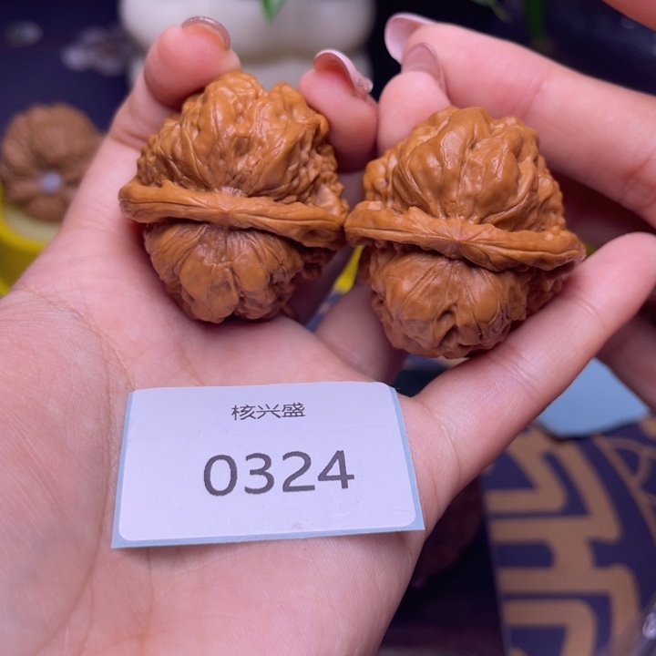 文玩核桃把件蛤蟆39.00324