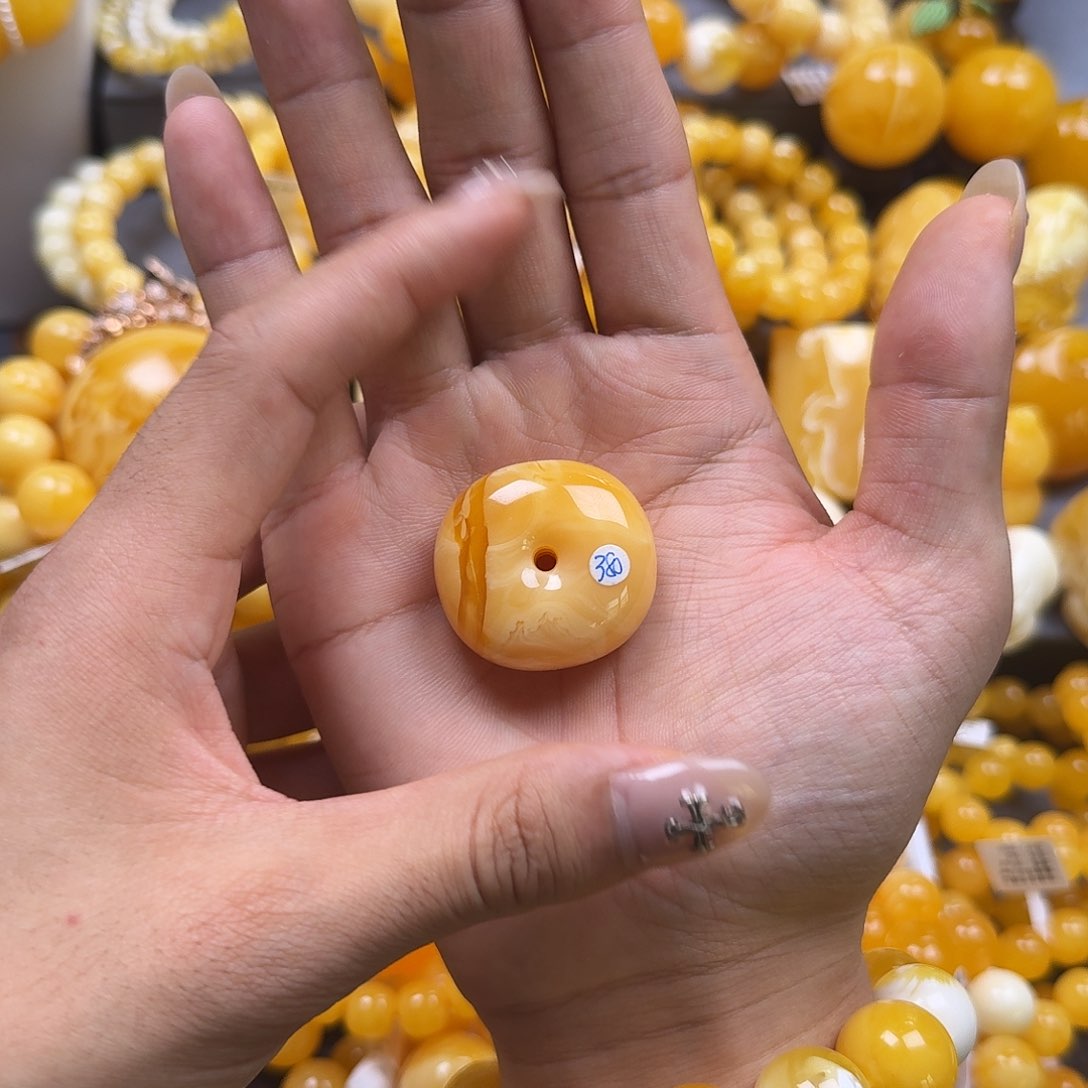 未镶嵌琥珀珠宝奇石藏扣