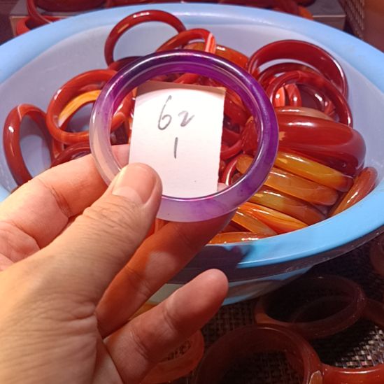 玛瑙/玉髓未镶嵌手镯