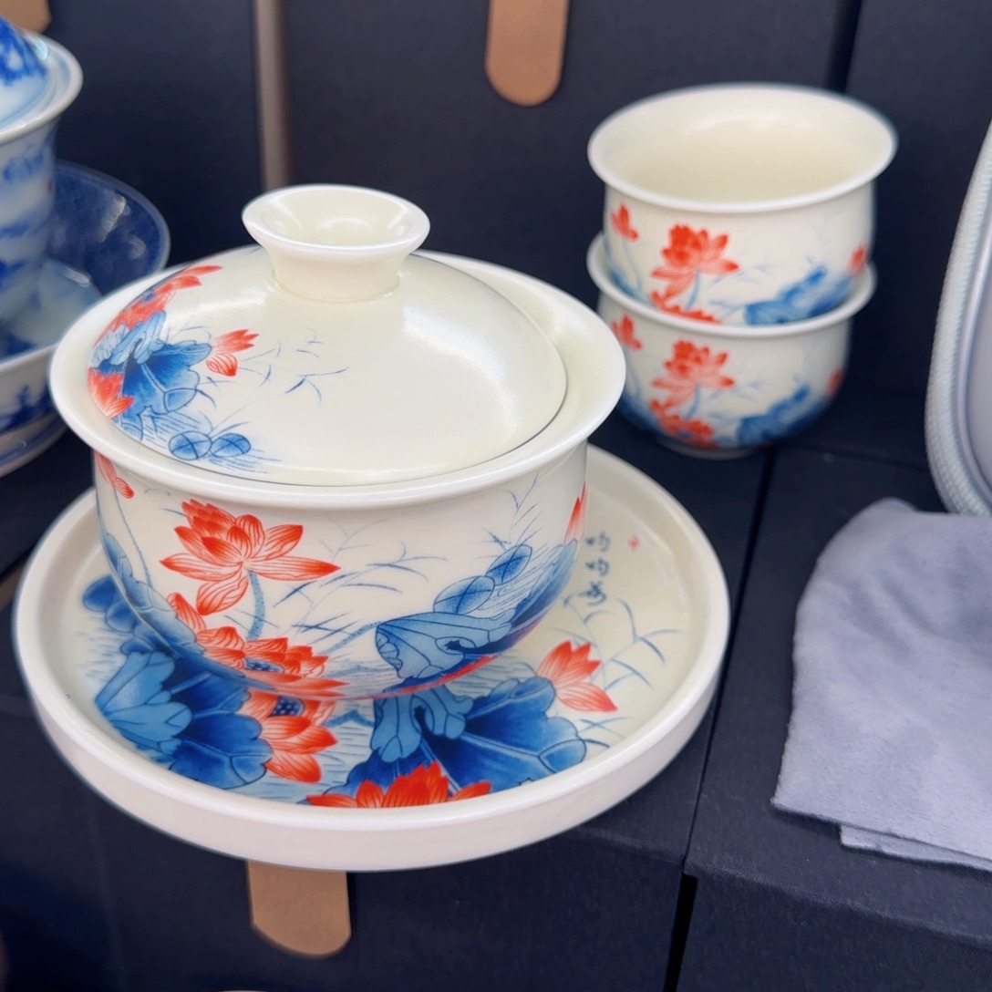 这些盖碗真好看！！！