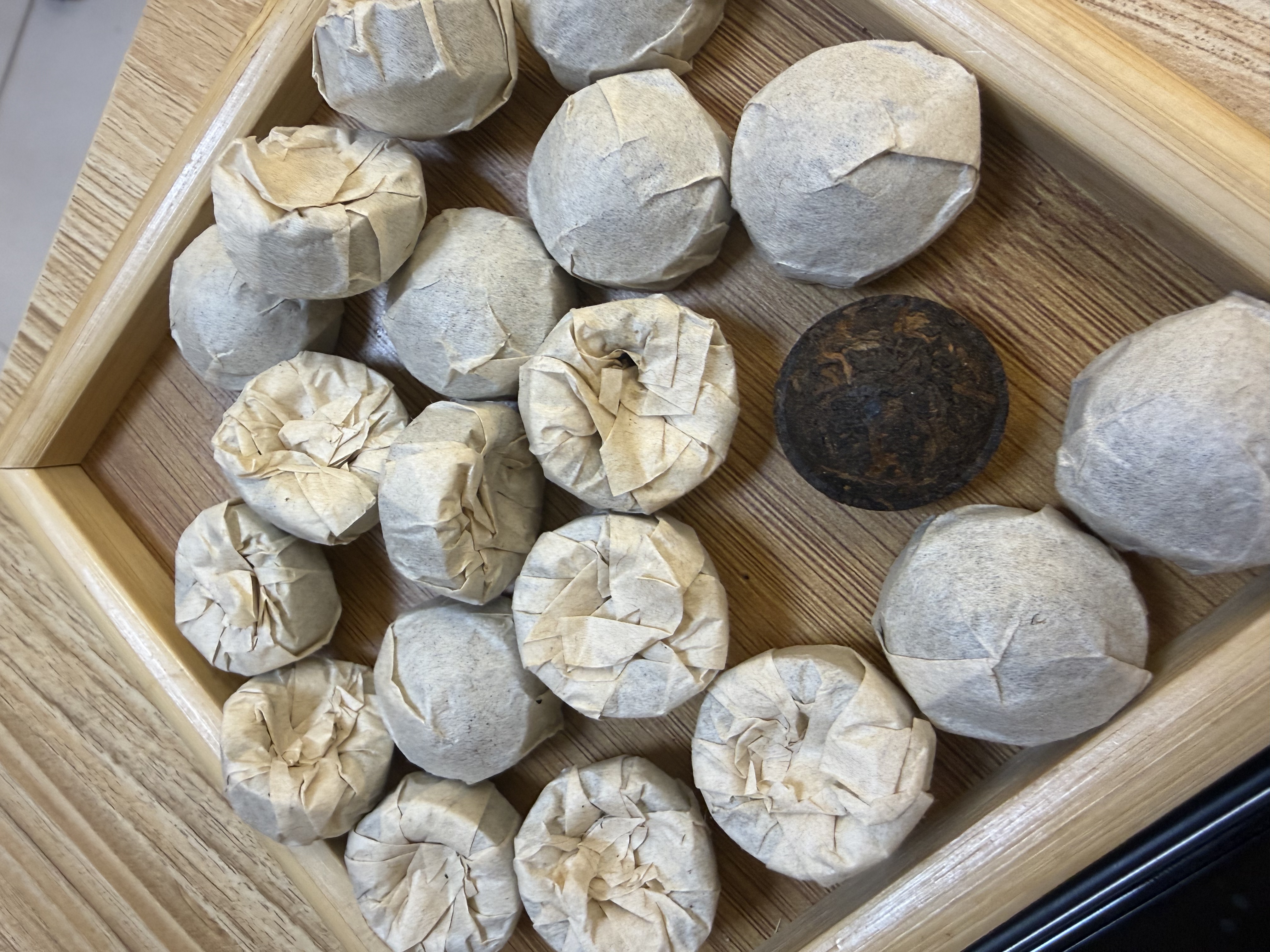 1999年普洱熟茶参香小沱