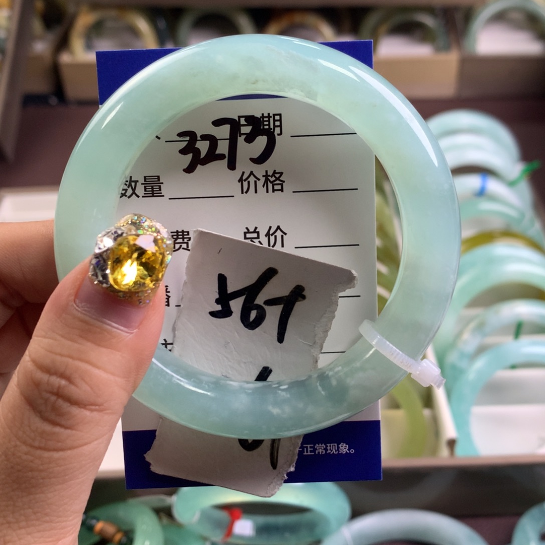 蛇纹石玉手镯未镶嵌3273