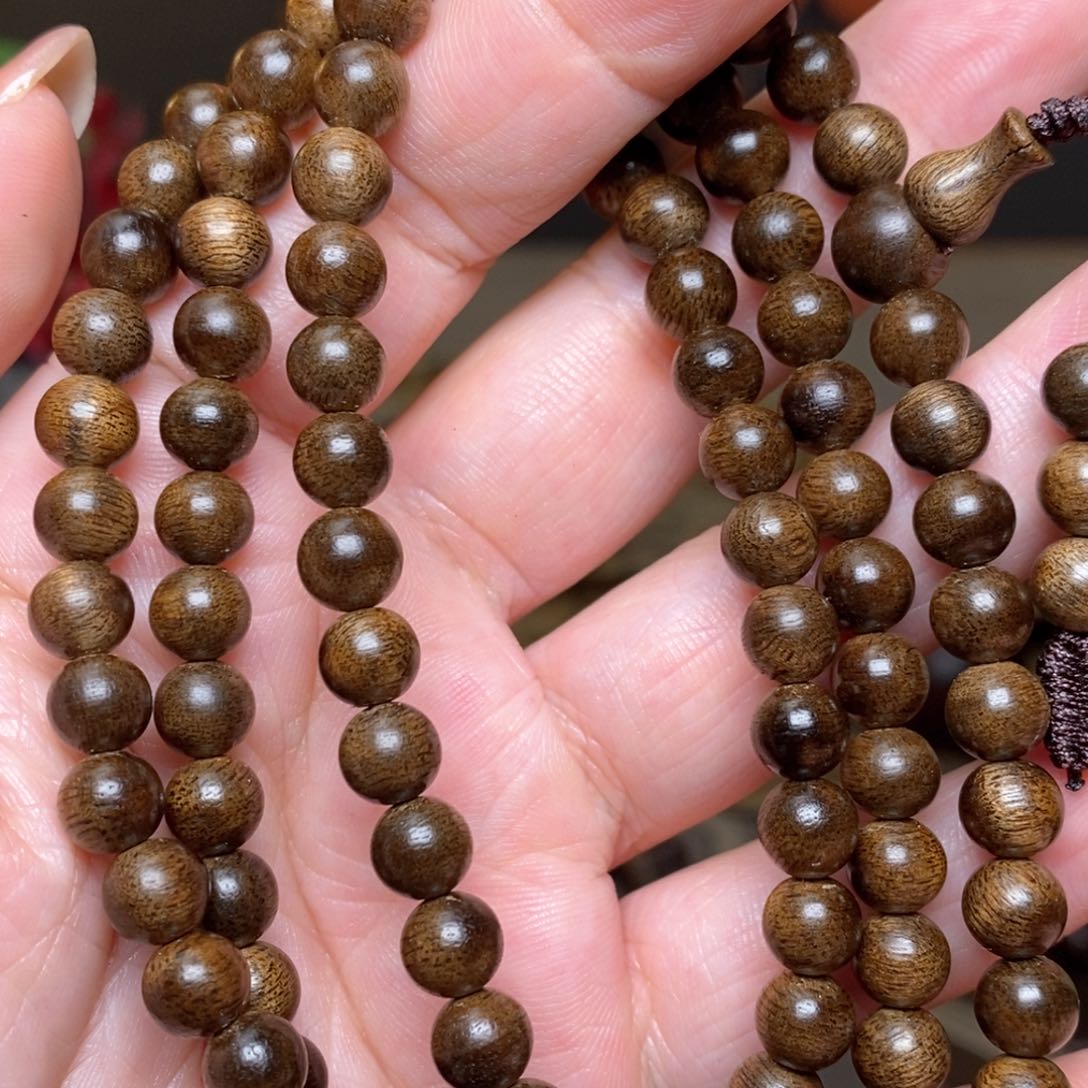 沉香手串越南芽庄绿棋楠玉化06×108