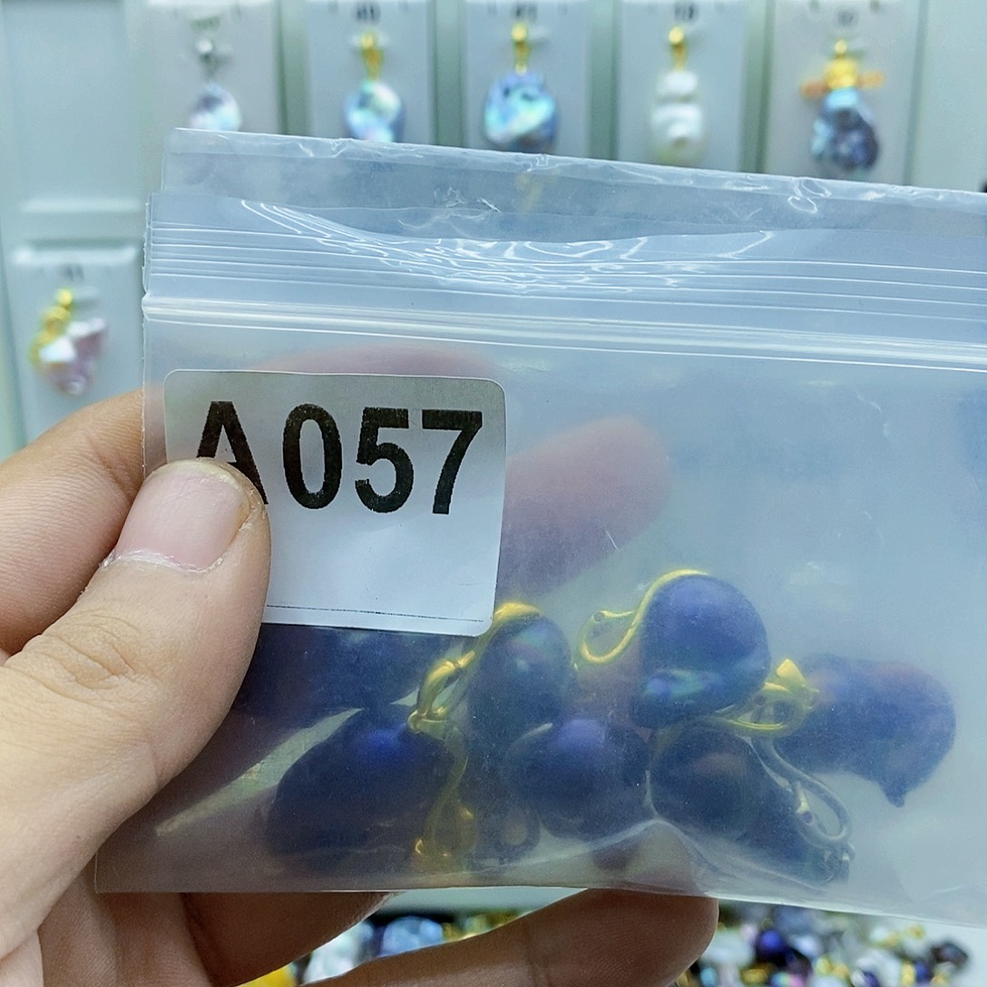 合金淡水珍珠颈饰