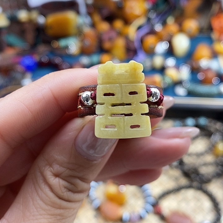 翡翠戒指未镶嵌戒指