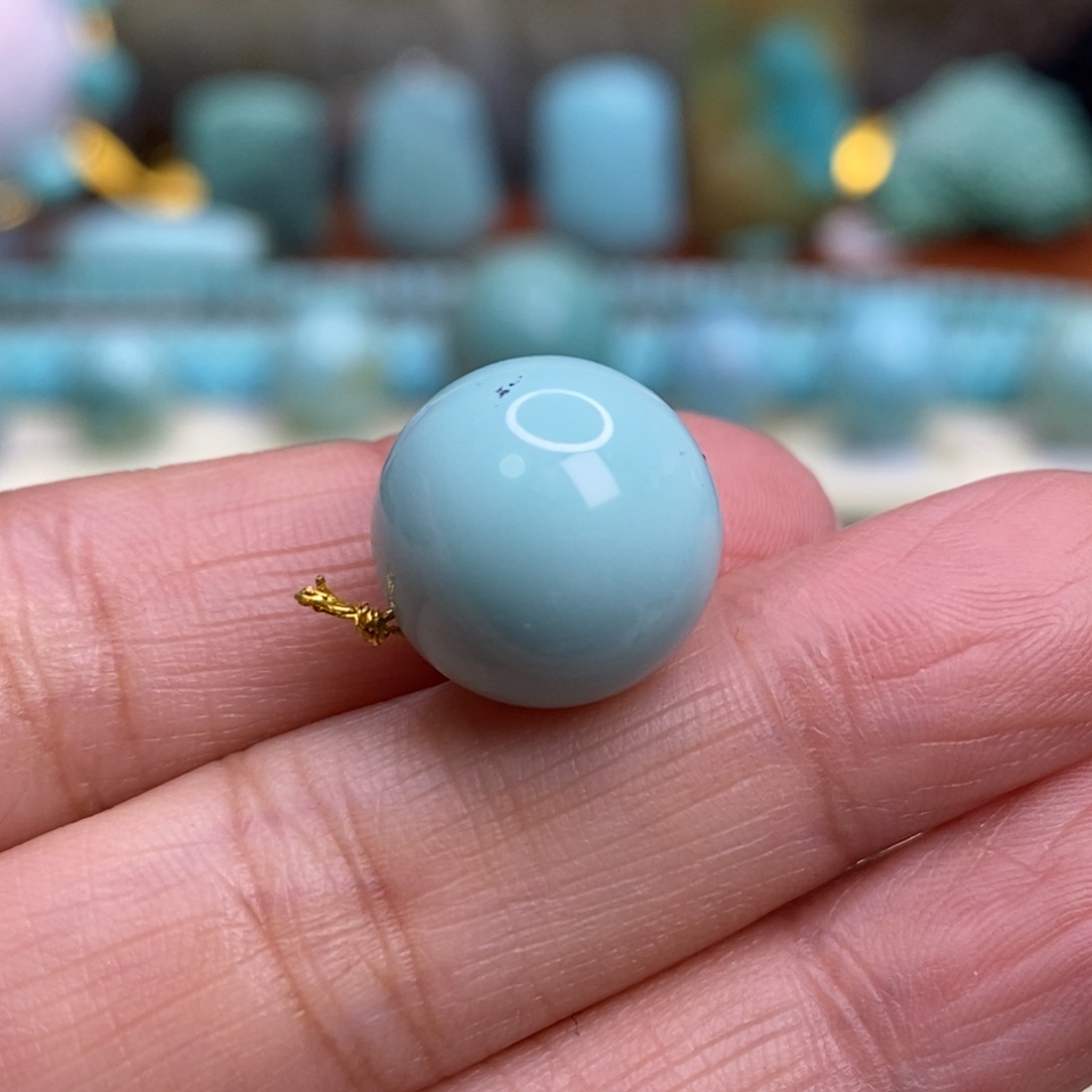 绿松石未镶嵌珠宝奇石13.6