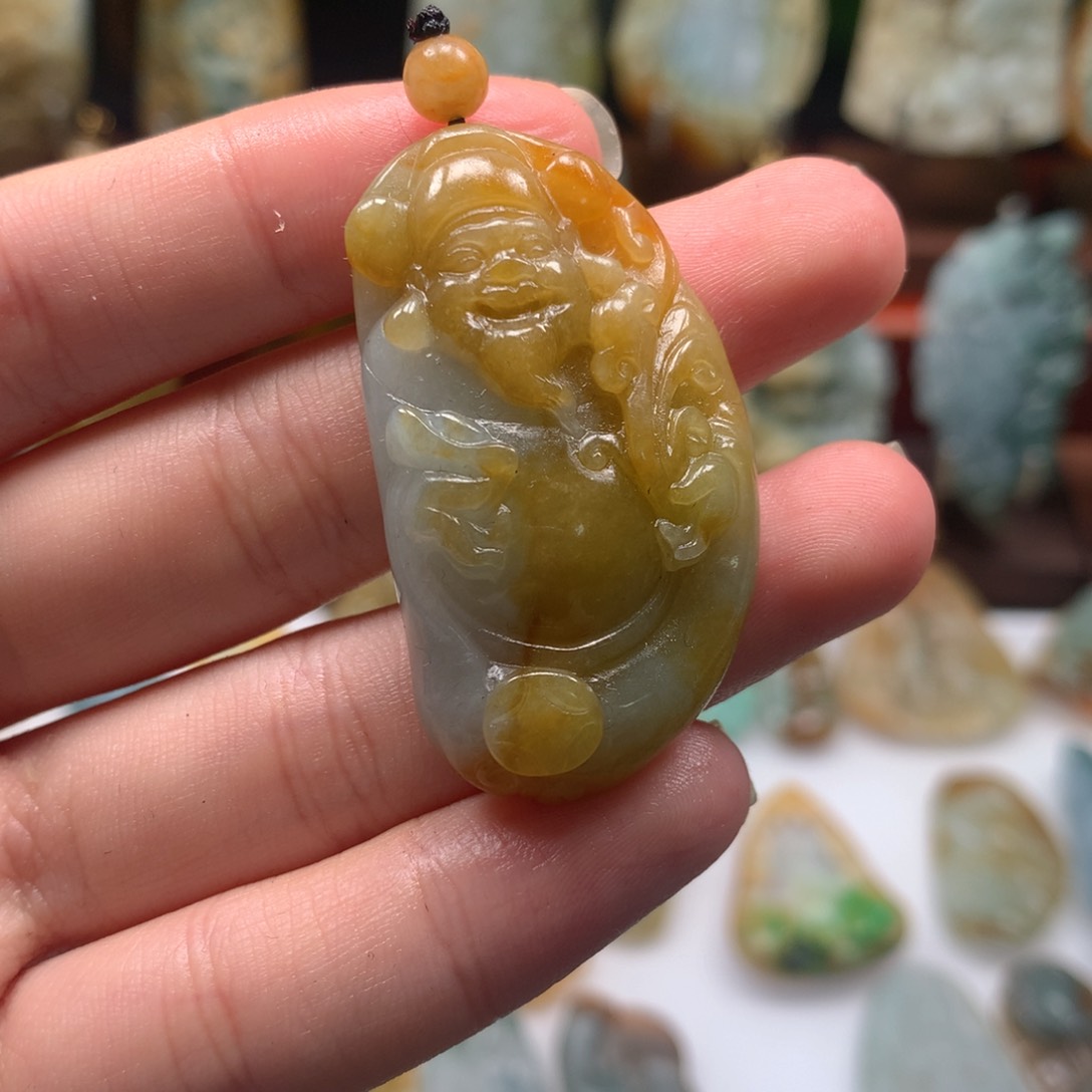 定制翡翠未镶嵌翡翠