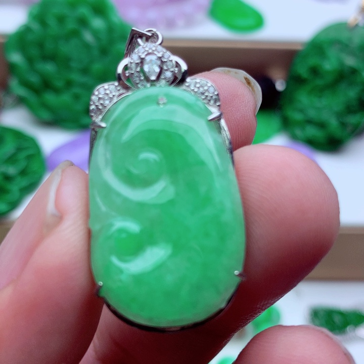 翡翠未镶嵌吊坠(不含链)