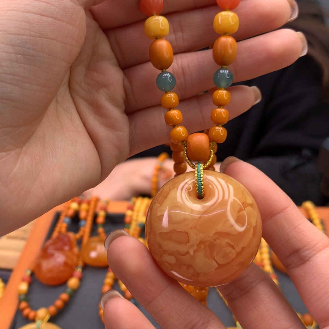 蜜蜡颈饰未镶嵌公主扣