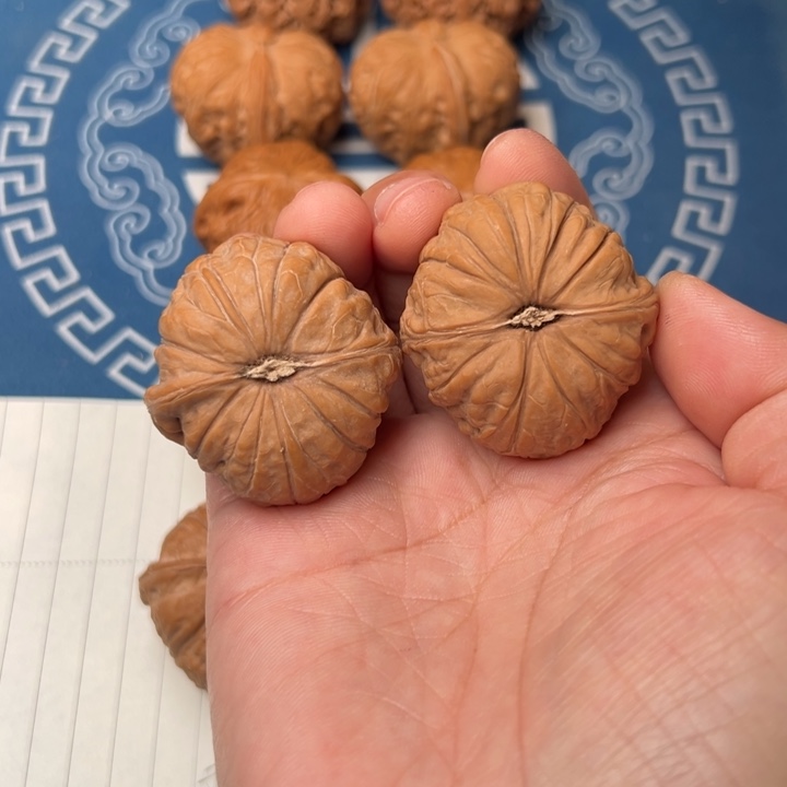 把件文玩核桃只***。南瓜