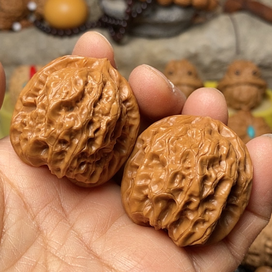 【闪购商品】把件文玩核桃野生磐石