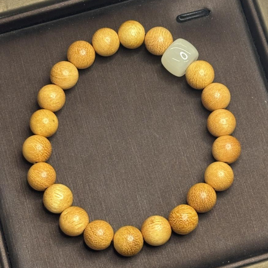 A509 黄杨木带夜光配饰手串8mm