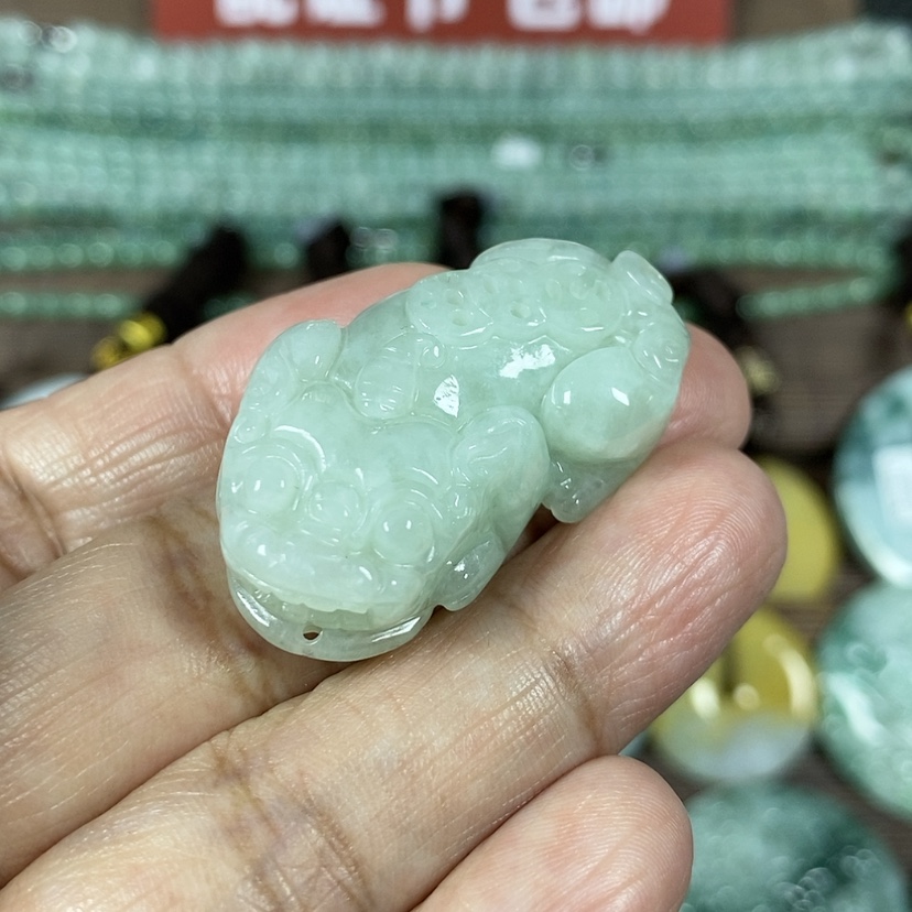 【闪购商品】翡翠颈饰未镶嵌玉吊坠翡翠玉四钱貔貅吊坠