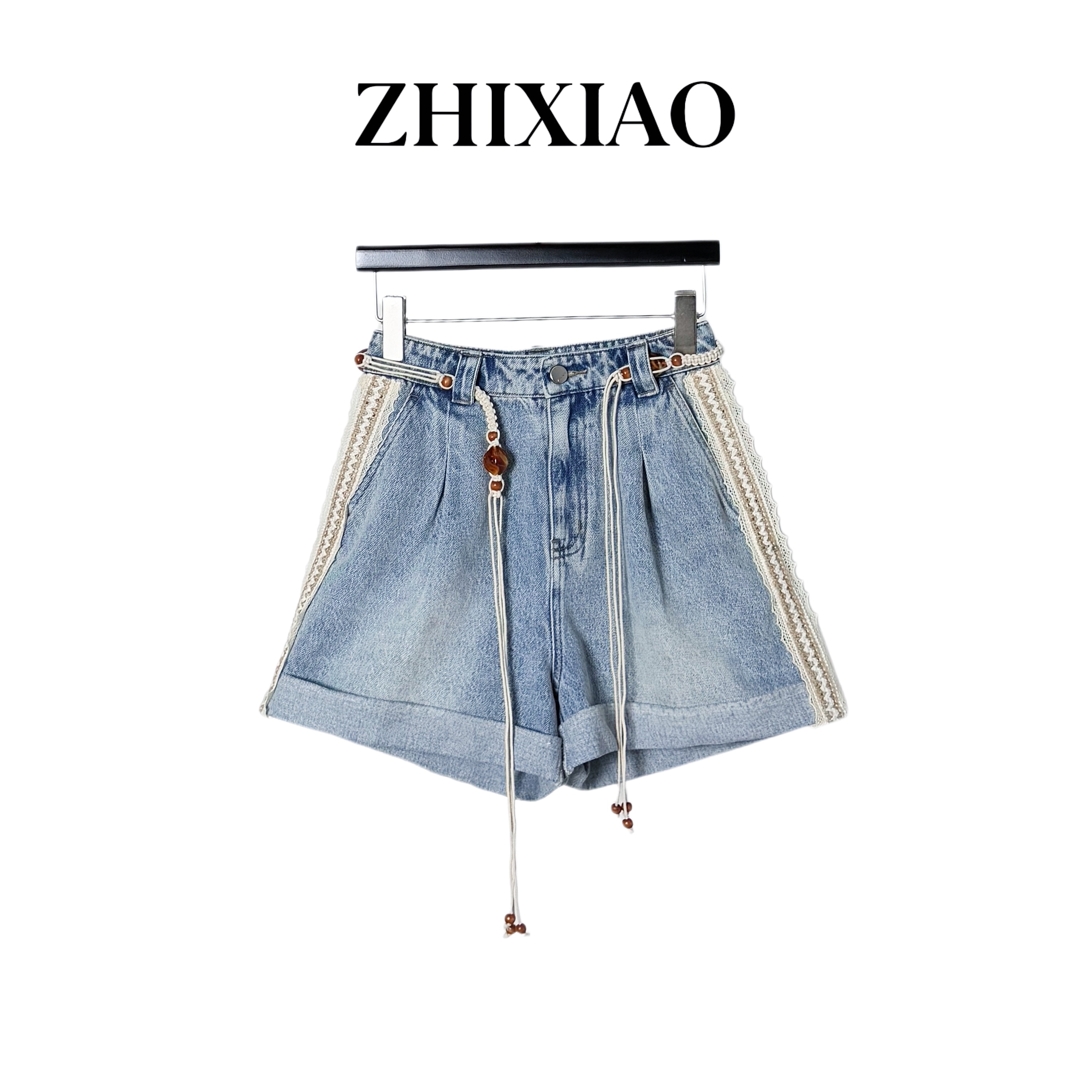 【ZHIXIAO】夏季新款：蕾丝拼接牛仔短裤12001