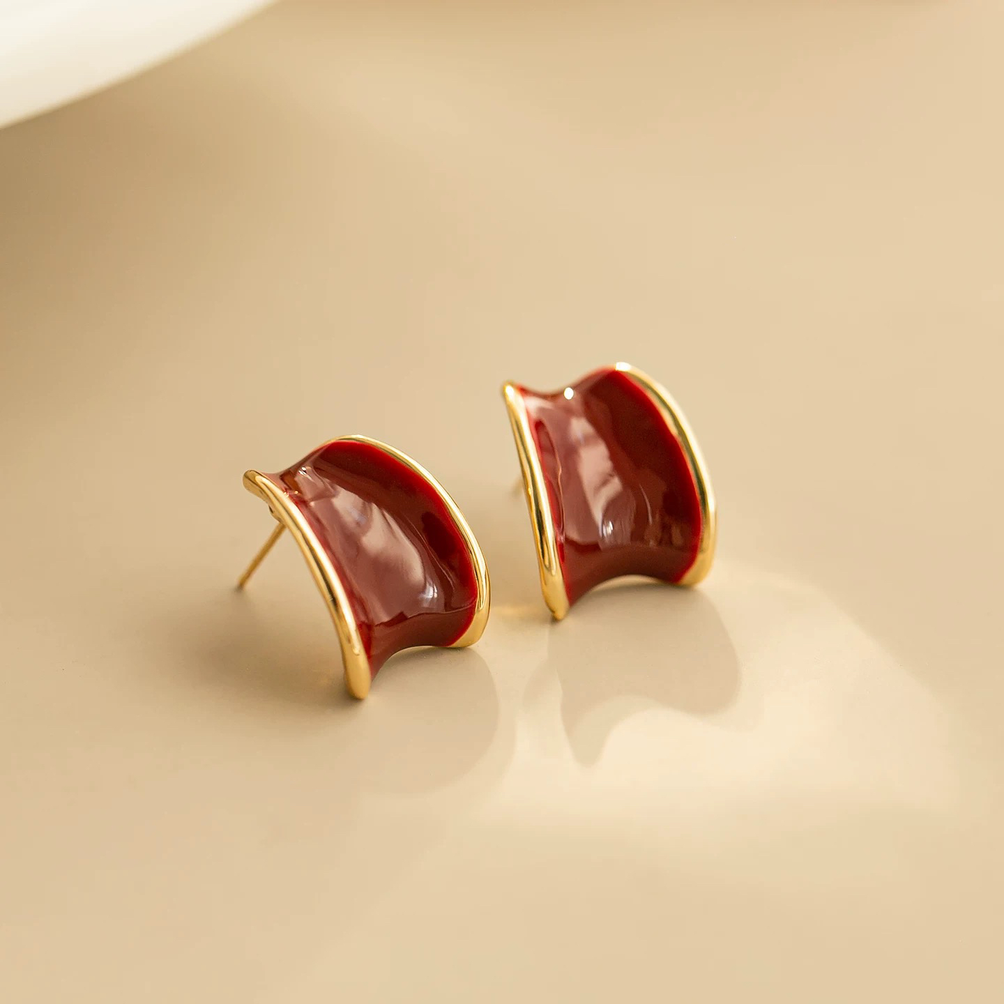 铜合金耳饰 铜合金耳饰 车厘子新年红法式复古几何耳环